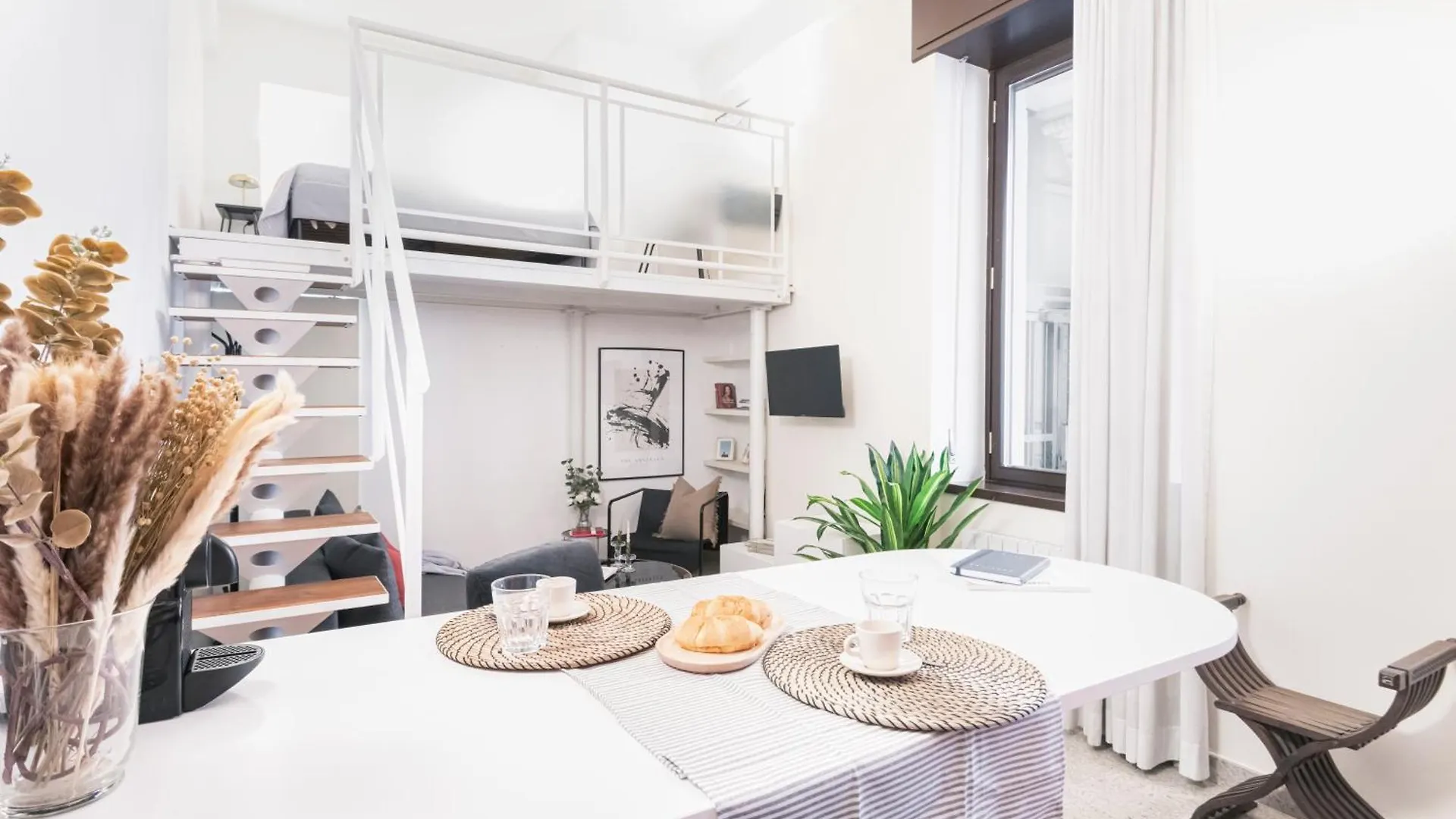Easylife - Accogliente Monolocale In Via Torino, Posizione Perfetta Per Scoprire La Citta Apartamento Milão